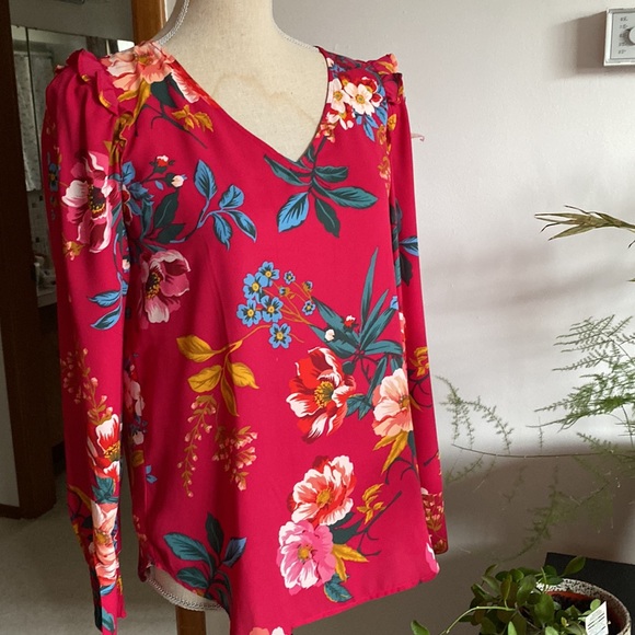 đź’•Loft floral print long sleeved top size XS - Picture 1 of 7